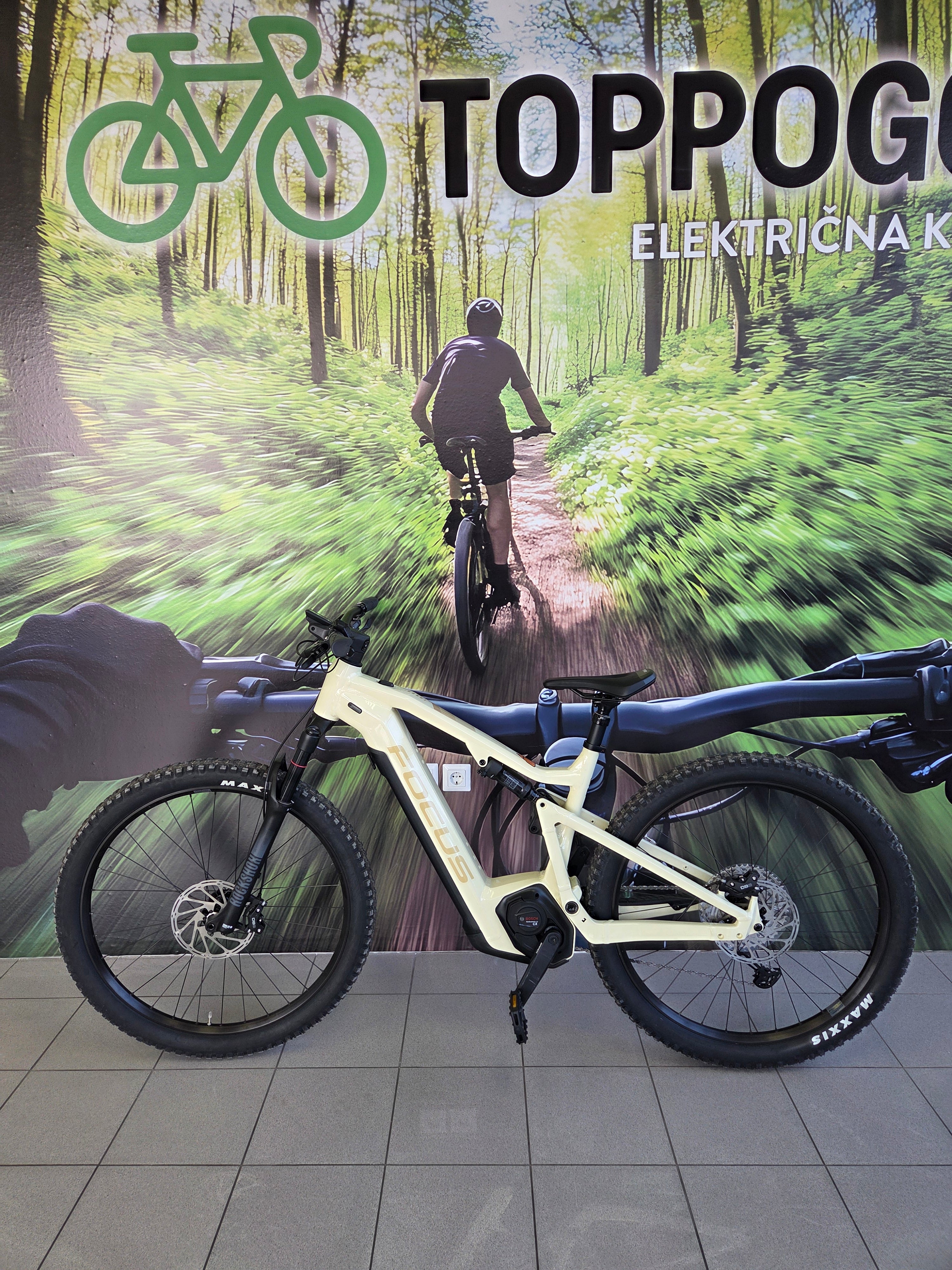 Električno kolo FOCUS Thron2 6.8 (625Wh, 20Ah) - Top pogon