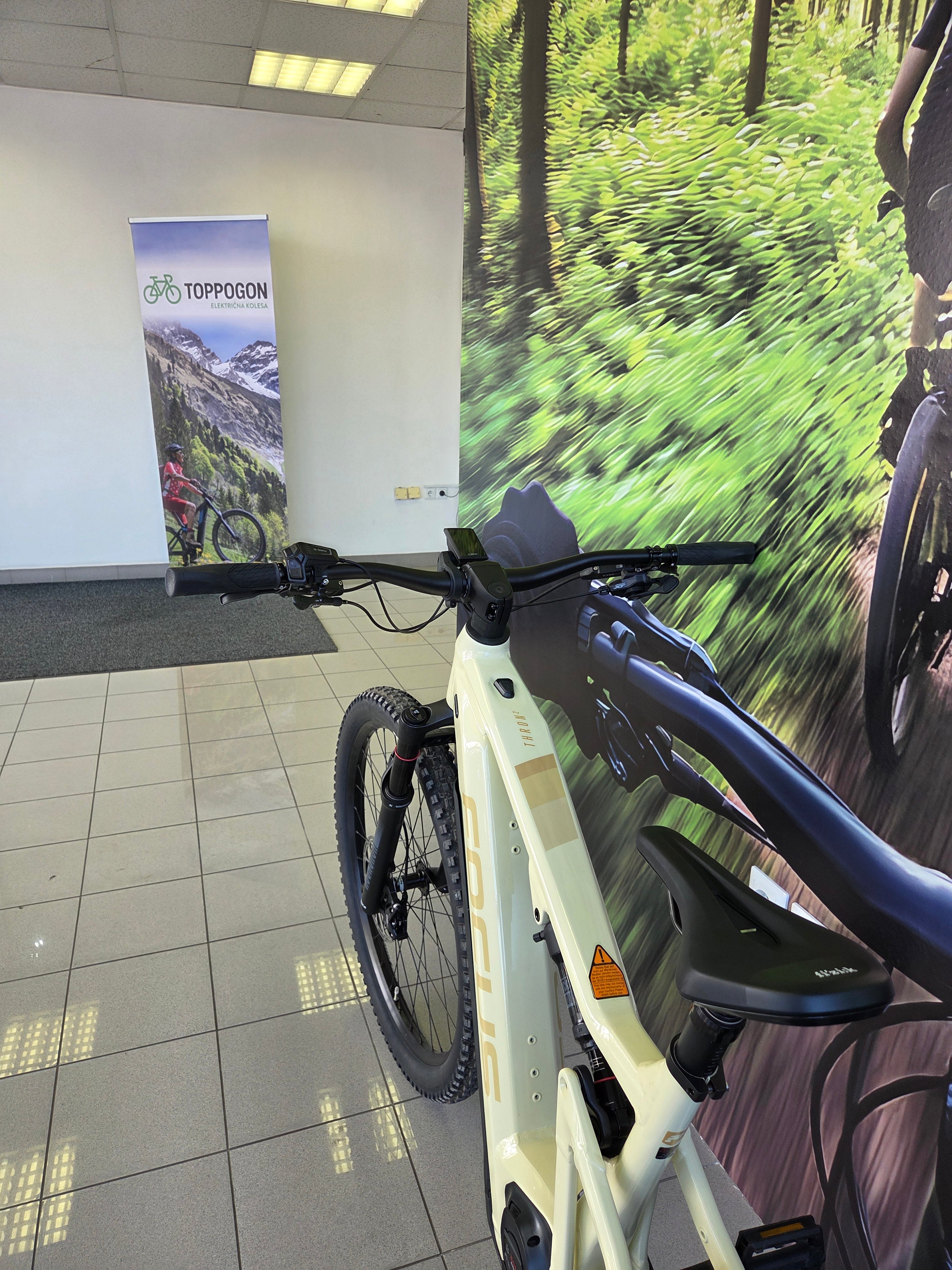 Električno kolo FOCUS Thron2 6.8 (625Wh, 20Ah) - Top pogon